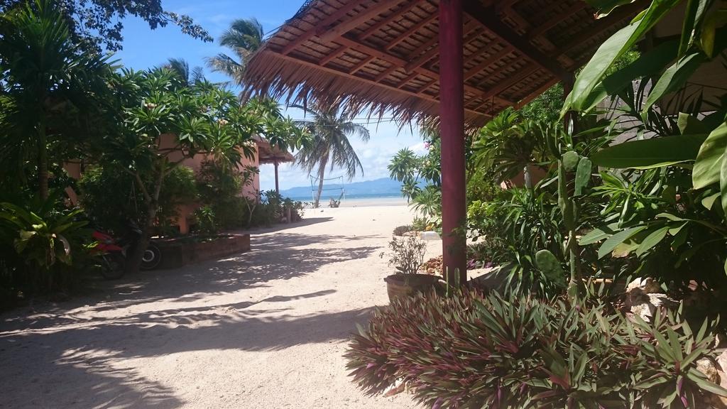 Papillon Bungalows Ban Tai Exterior photo