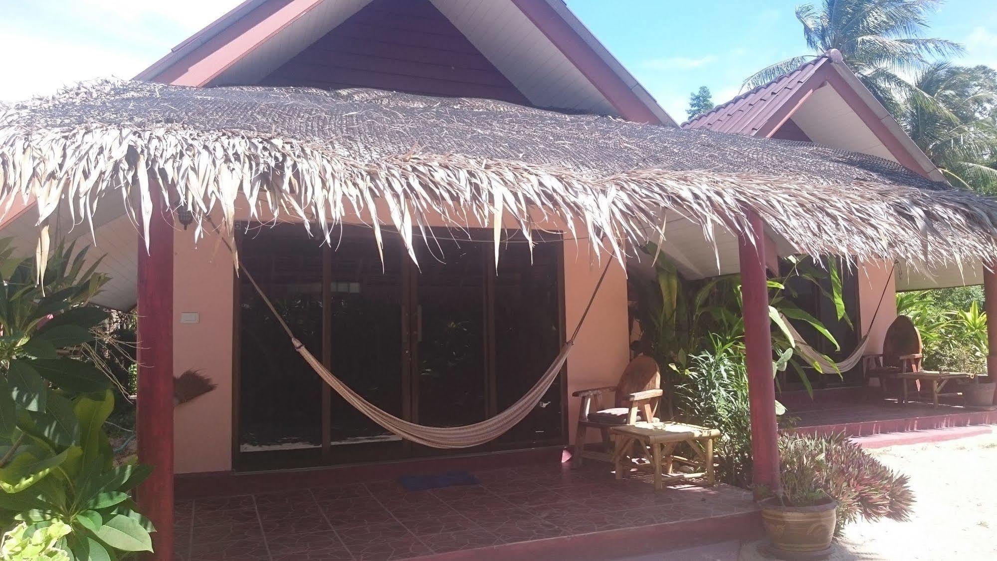 Papillon Bungalows Ban Tai Exterior photo