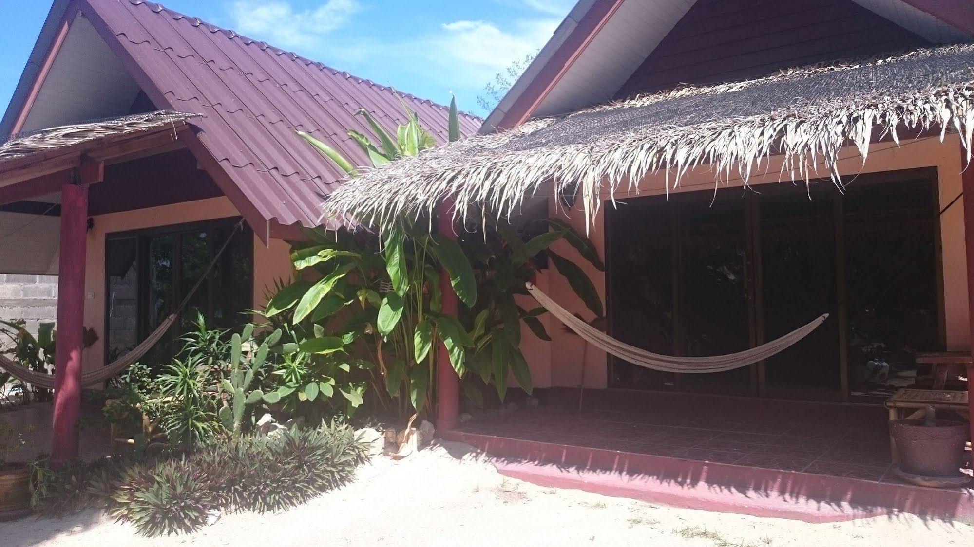 Papillon Bungalows Ban Tai Exterior photo